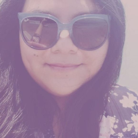 Meet your Posher, Francesca - Picture 1 of 1